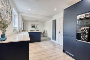 Kitchen/Diner- click for photo gallery